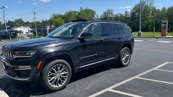 JEEP GRAND CHEROKEE 2024 1C4RJHEG7R8619802 image